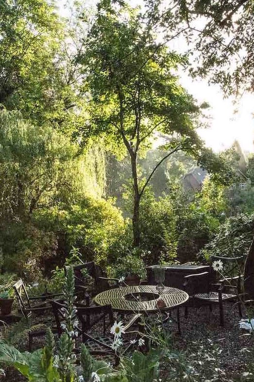 An Artful Gardener Garden table and chairs portrait
